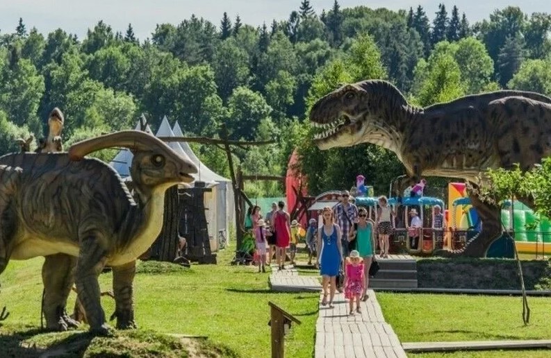 парк динозавров